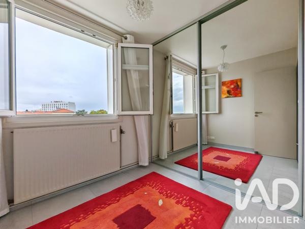 Appartement à vendre 4 pièces 66,77 m² Lyon 5