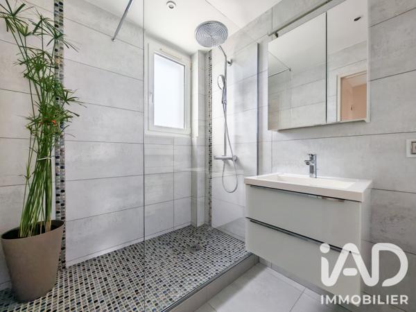 Appartement à vendre 4 pièces 66,77 m² Lyon 5