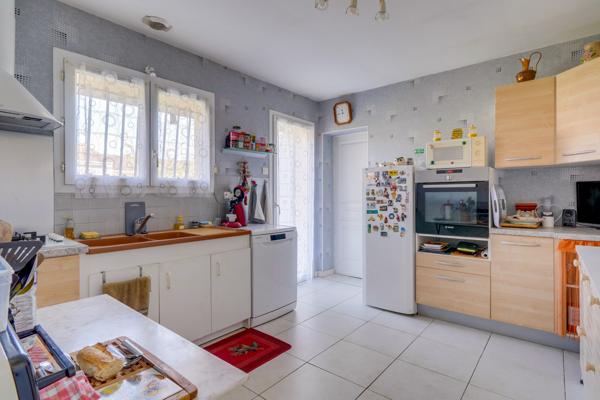 Maison 4 pièces de 102m2 sur parcelle de 1103m2