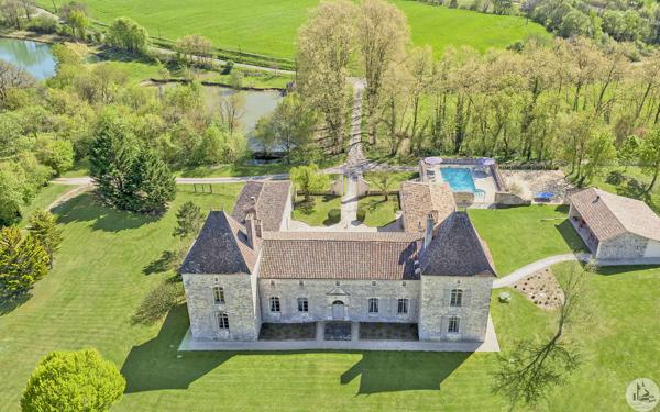 Somptueux château du 17ème.