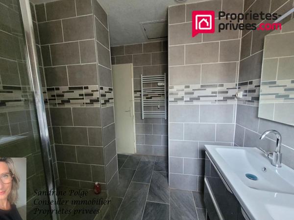 Maison 3 chambres et 1 bureau - Terrain de 500 m²