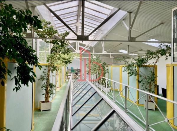 Bureau de 186 m² à louer à Bordeaux Jardin Public Quinconces