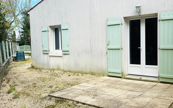 Maison à louer    8 pièces •  Saint-Pierre-d'Oléron