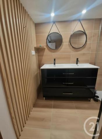 Appartement F2 à vendre  2 pièces - 45 m 2   BRUNOY  - 91