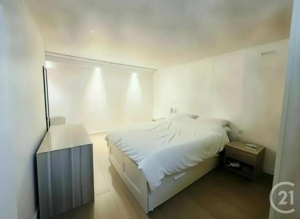 Appartement F2 à vendre  2 pièces - 45 m 2   BRUNOY  - 91