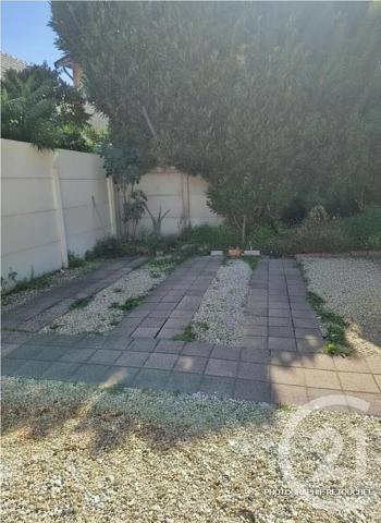 Appartement F2 à vendre  2 pièces - 45 m 2   BRUNOY  - 91