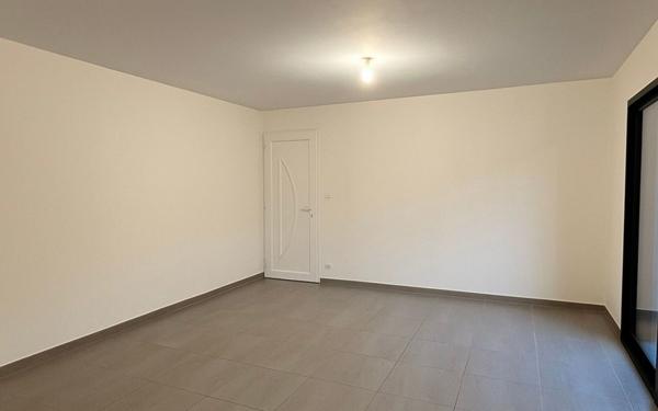 Appartement à louer    3 pièces •  Périgny