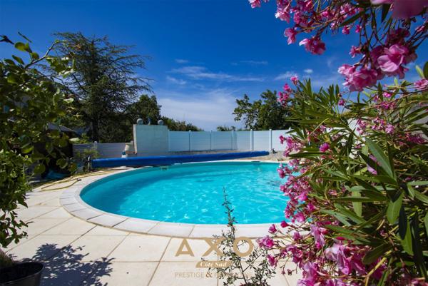 PUIMOISSON - MAISON DE VILLE - RÉNOVÉE - T8 - DEUX APPARTEMENTS - 168 m² - PISCINE - TERRAIN 1 260 m² -CONSTRUCTIBLE - TERRASSES - GARAGE - 345 000 