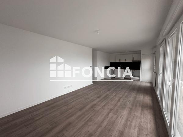 Location Appartement 3 pièces 64.43 m² - 3 RUE DU MARECHAL LECLERC Luisant 28600