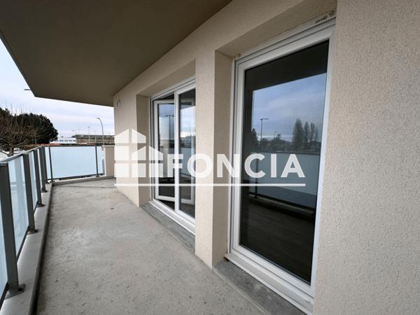 Location Appartement 3 pièces 64.43 m² - 3 RUE DU MARECHAL LECLERC Luisant 28600