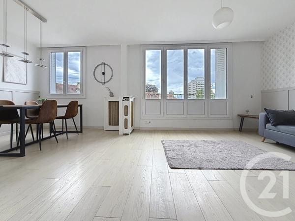 Appartement F3 à vendre  3 pièces - 52,46 m 2   LE KREMLIN BICETRE  - 94