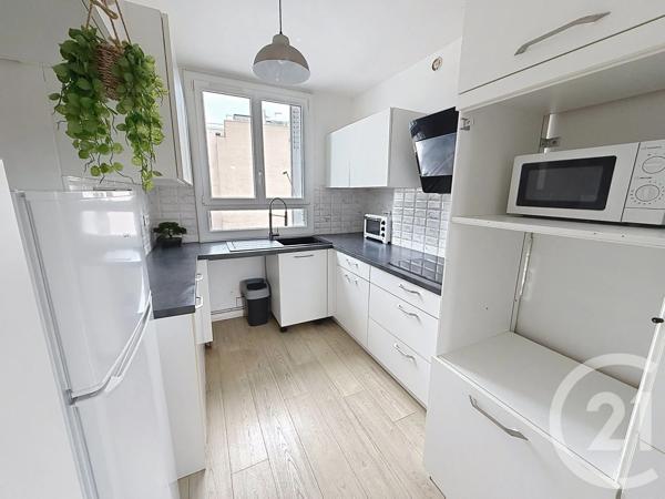Appartement F3 à vendre  3 pièces - 52,46 m 2   LE KREMLIN BICETRE  - 94