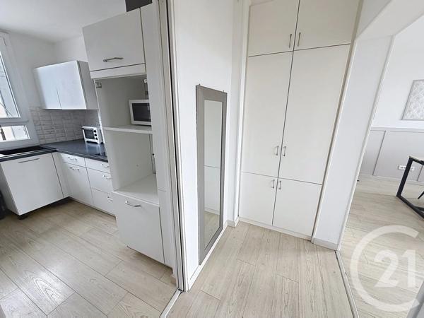 Appartement F3 à vendre  3 pièces - 52,46 m 2   LE KREMLIN BICETRE  - 94