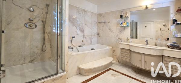 Maison à vendre 10 pièces 260 m² Montévrain