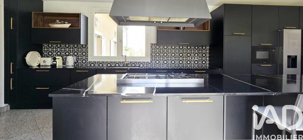 Maison à vendre 10 pièces 260 m² Montévrain