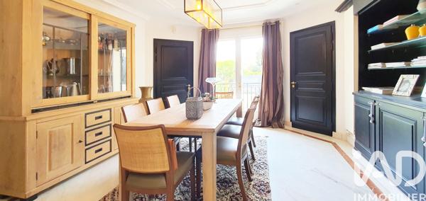 Maison à vendre 10 pièces 260 m² Montévrain