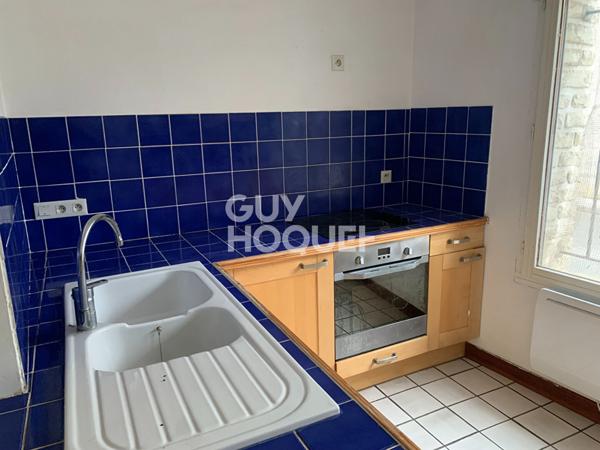 Maison de ville T3 - idéal investisseur -10 min gare RER D à pied