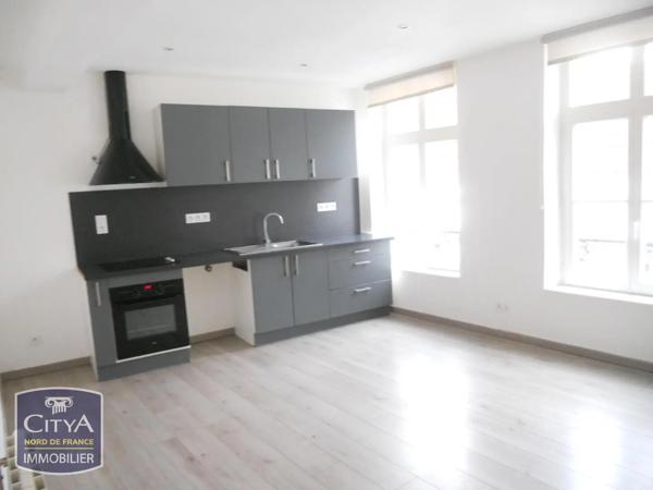 Appartement à louer 2 pièces 46.55m² Saint-Omer (62500)