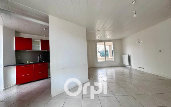 Appartement à vendre    3 pièces • 67,01 m2 Saint-Martin-d'Hères