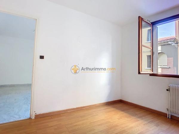 Vente                                                      Appartement
                        
                     2 pièces                      46 m2                     à Perpignan