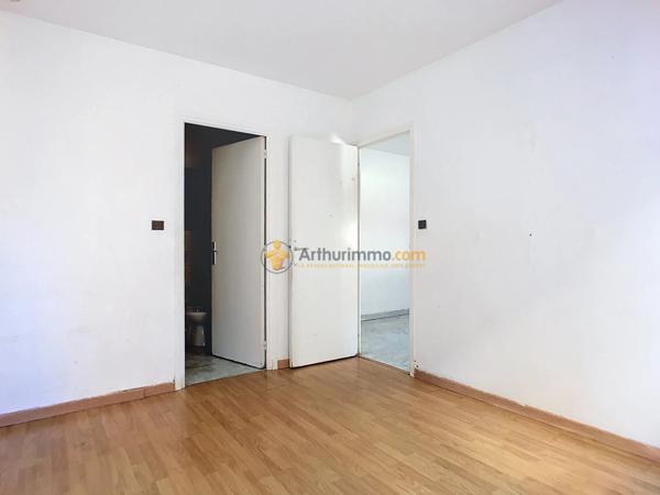 Vente                                                      Appartement
                        
                     2 pièces                      46 m2                     à Perpignan