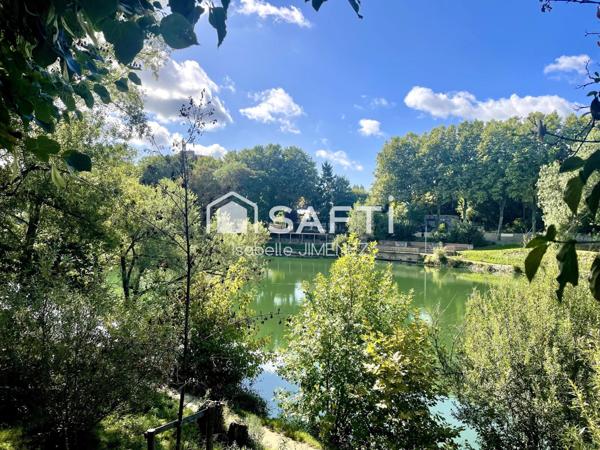 F4 de 80 m2, 3 chambres, box et cave : Rénovation d'isolation énergétique votée et payée.