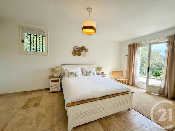 Maison à vendre  5 pièces - 142 m2 LA CROIX VALMER - 83