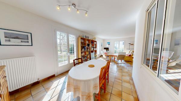 Maison à vendre à Saint-Jean-de-Braye, Fort potentiel, 5 chambres, Grand jardin, Travaux à prévoir