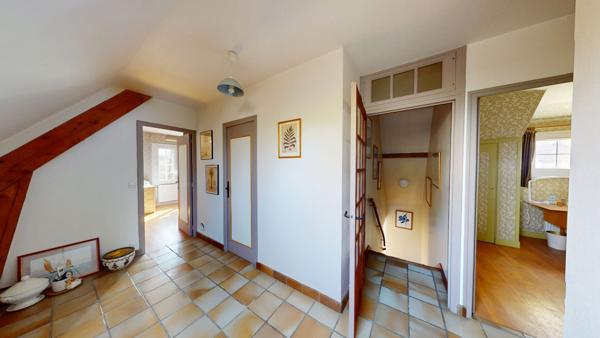 Maison à vendre à Saint-Jean-de-Braye, Fort potentiel, 5 chambres, Grand jardin, Travaux à prévoir