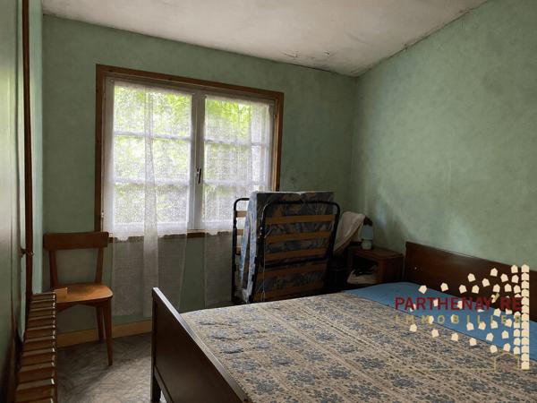 Maison de campagne à rénover à  LA PEYRATTE