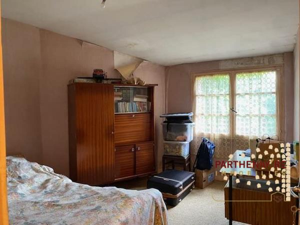 Maison de campagne à rénover à  LA PEYRATTE