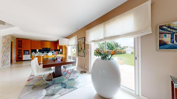 Maison 5 pièce(s) 230 m2