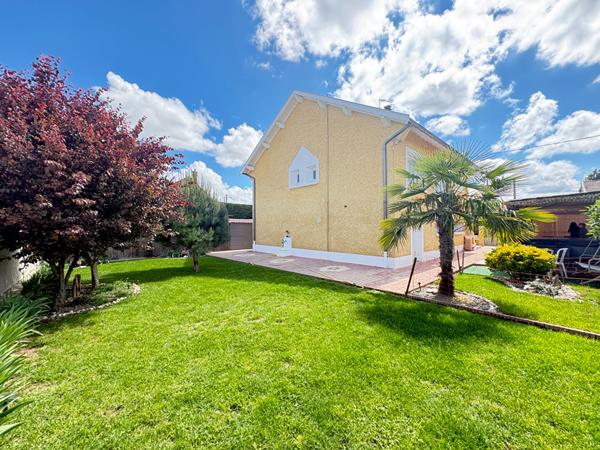 Maison Chavanoz 7 pièce(s) 165 m2