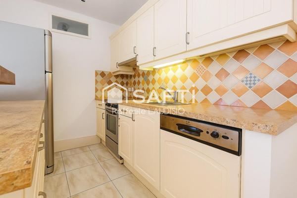 Fréjus Plage – À 70 mètres de la mer et commerces