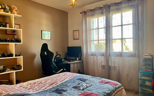 Maison à vendre    5 pièces •  Saubrigues