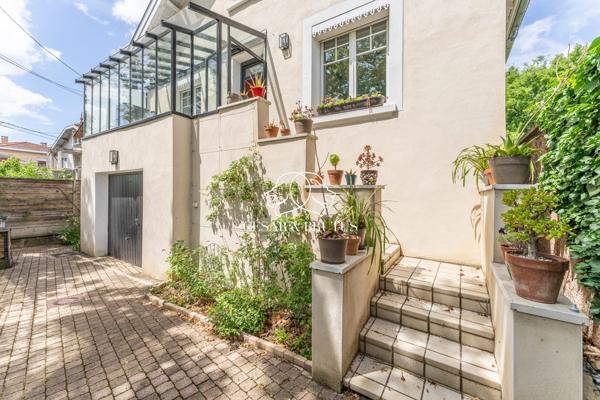 Superbe maison des années 30 rénovée avec piscine