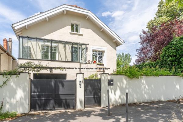 Superbe maison des années 30 rénovée avec piscine