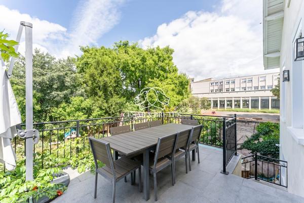 Superbe maison des années 30 rénovée avec piscine