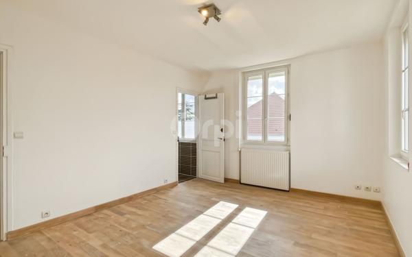 Maison à vendre    6 pièces •  Anet