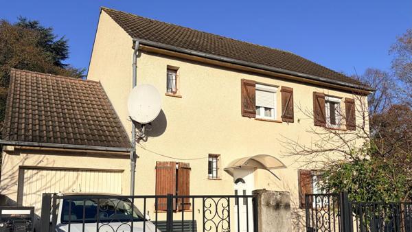 Belle maison familiale de 140 m² – Village, Centre commercial Auchan