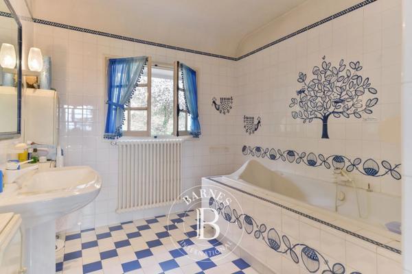 Saint-Cyr-au-Mont-d'Or, Maison 4 Chambres -  198 m² à vendre