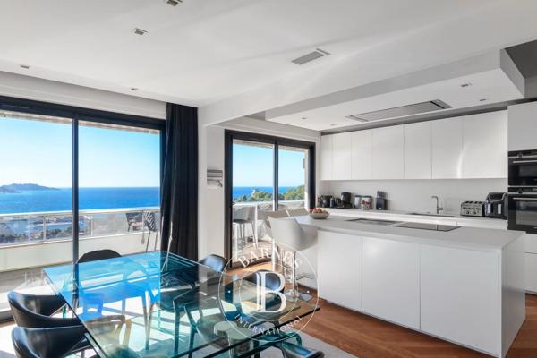 Marseille 8ème, Appartement 4 Chambres -  173 m² à vendre