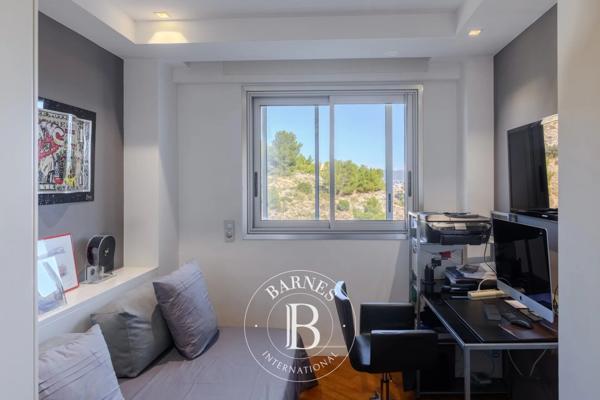 Marseille 8ème, Appartement 4 Chambres -  173 m² à vendre