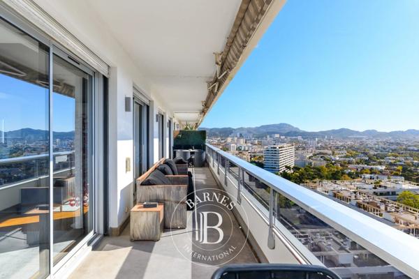 Marseille 8ème, Appartement 4 Chambres -  173 m² à vendre