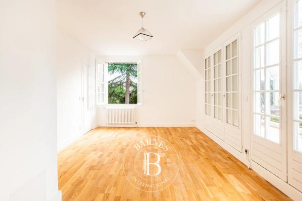 Villennes-sur-Seine, Maison 4 Chambres -  188 m² à vendre