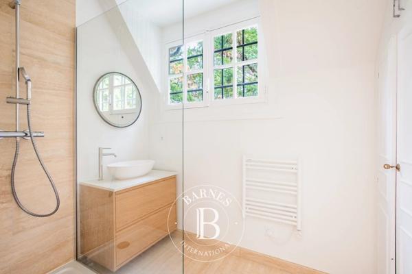 Villennes-sur-Seine, Maison 4 Chambres -  188 m² à vendre