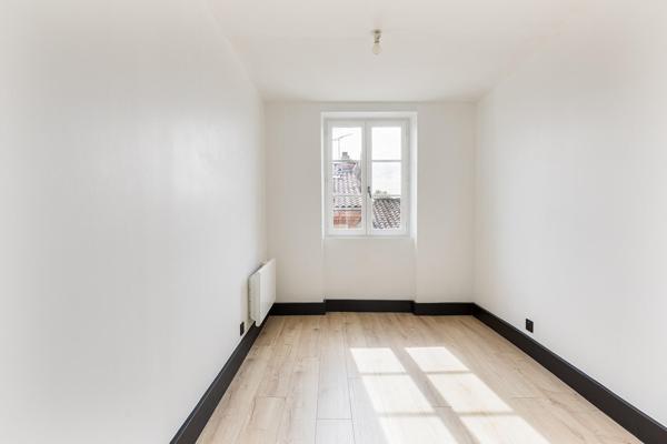 Duplex de charme rénové avec soin au coeur du centre-ville d’ALBI