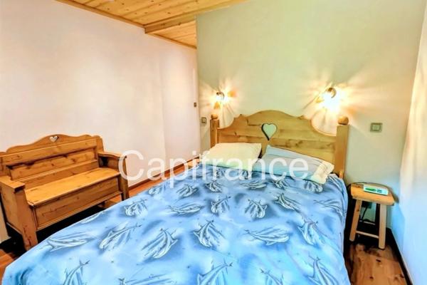 T3 de 113m² avec 2 grands garages proche BOURG-SAINT- MAURICE (73)