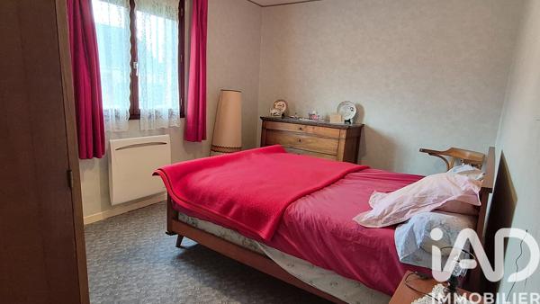 Maison à vendre 5 pièces 106 m² Beaufort-en-Anjou