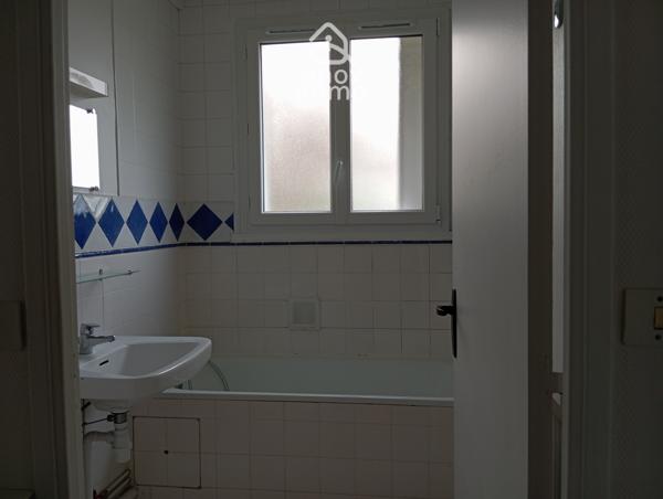 Appartement
                                                                                                                                                                                                                                                                                                                        2 pièce(s)                                                                                                                                                                                                          1 chambre(s)                                                                                                                                                                                                          40  m²